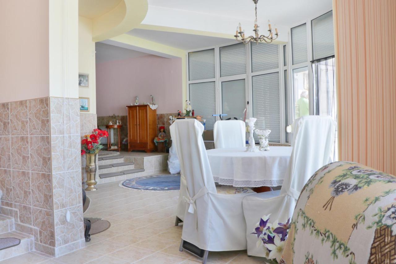 Villa Nora Albena Zewnętrze zdjęcie